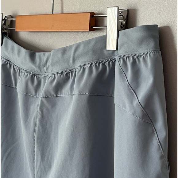 Under Armour Womens Armour Sport Woven Loose Fit Pants - Picture 2 of 13